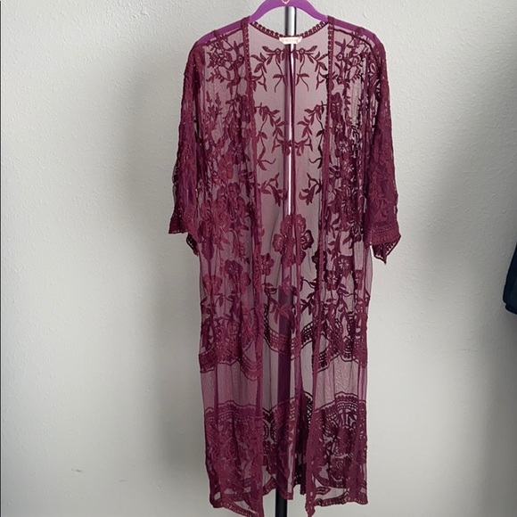 BOHO sheer lace kimono - Picture 2 of 2
